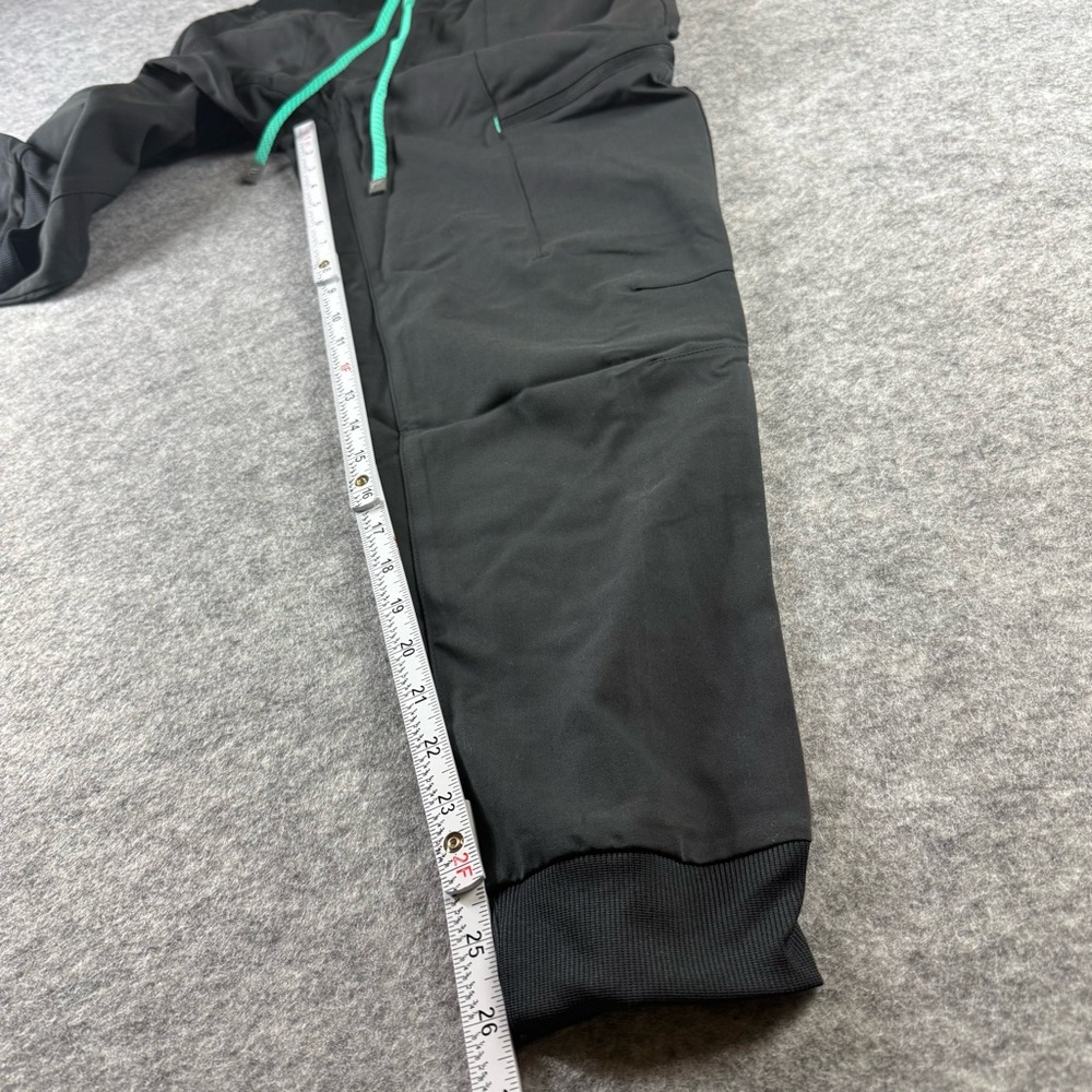 FABLETICS FEEL GOOD PERFORMANCE SCRUBS CUFFED ANK… - image 5